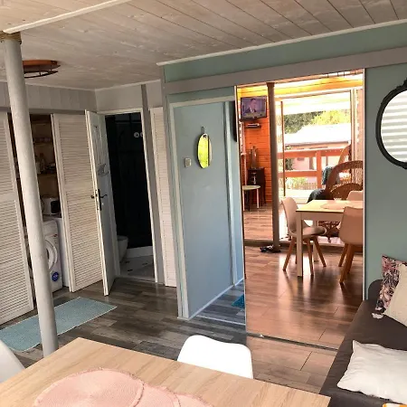 Prázdninový dům Zielony Domek Nad Jeziorem Lesnianskim Pod Zamkiem Czocha *