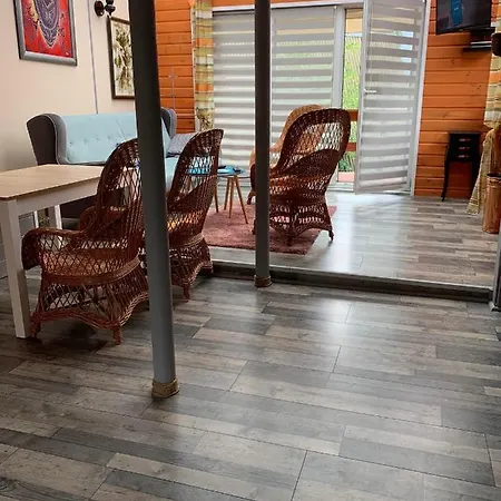 Prázdninový dům Zielony Domek Nad Jeziorem Lesnianskim Pod Zamkiem Czocha *