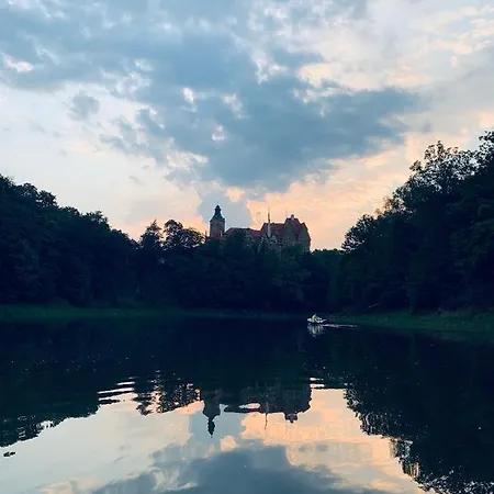 Zielony Domek Nad Jeziorem Lesnianskim Pod Zamkiem Czocha *
